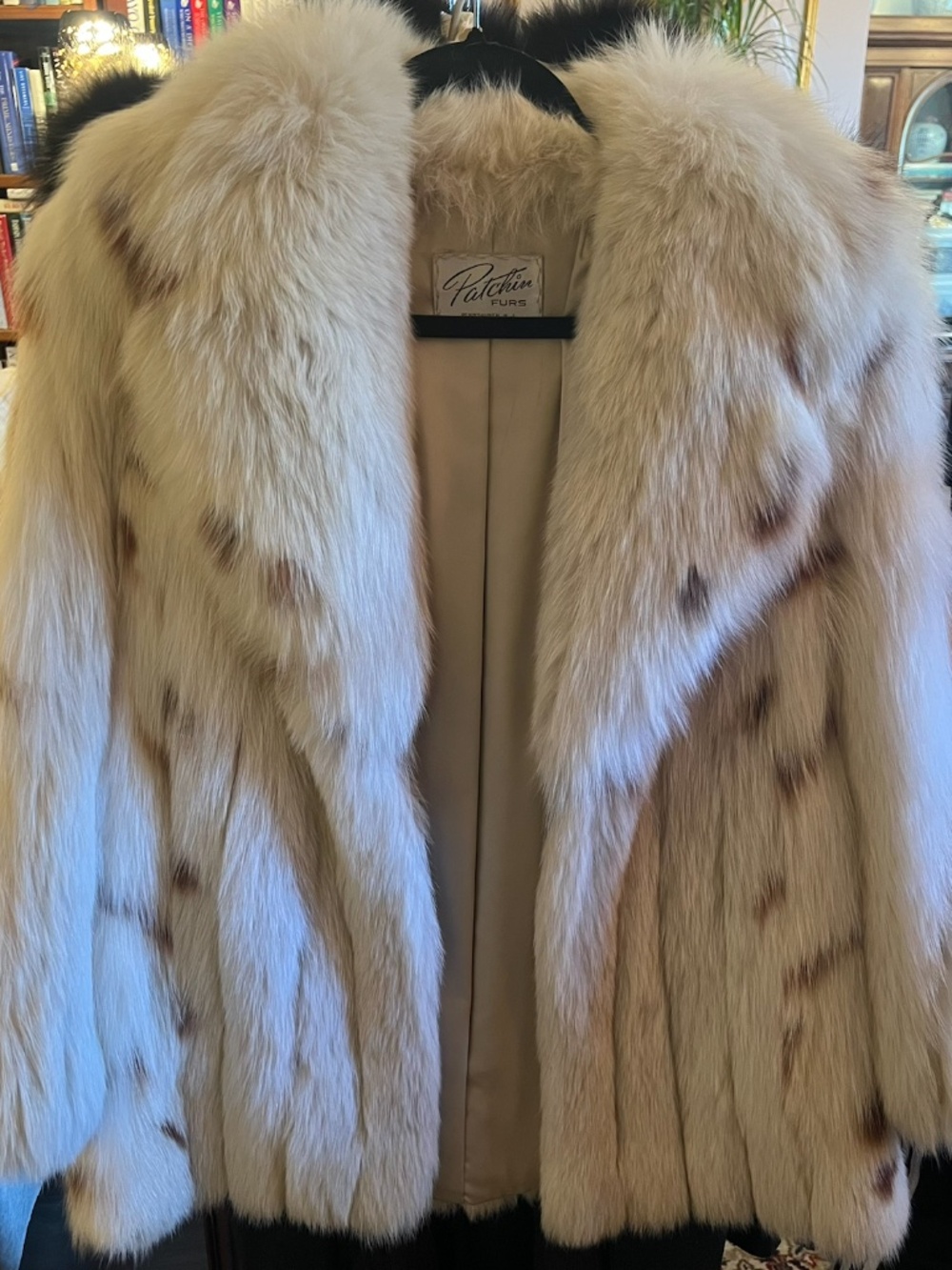 VINTAGE Patchin Furs Lynx-Dyed Fox Fur Short Coat (ca. 1970-1985)